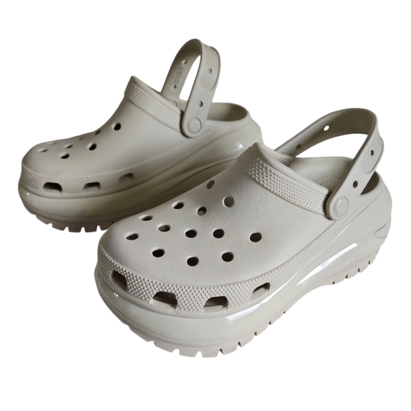 CROCS Shoes - Crocs Mega Crush Clogs